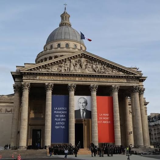 entrée au Panthéon, Homogène adresse au nom de toute la communauté LGBT francaise sa reconnaissance à Robert Badinder